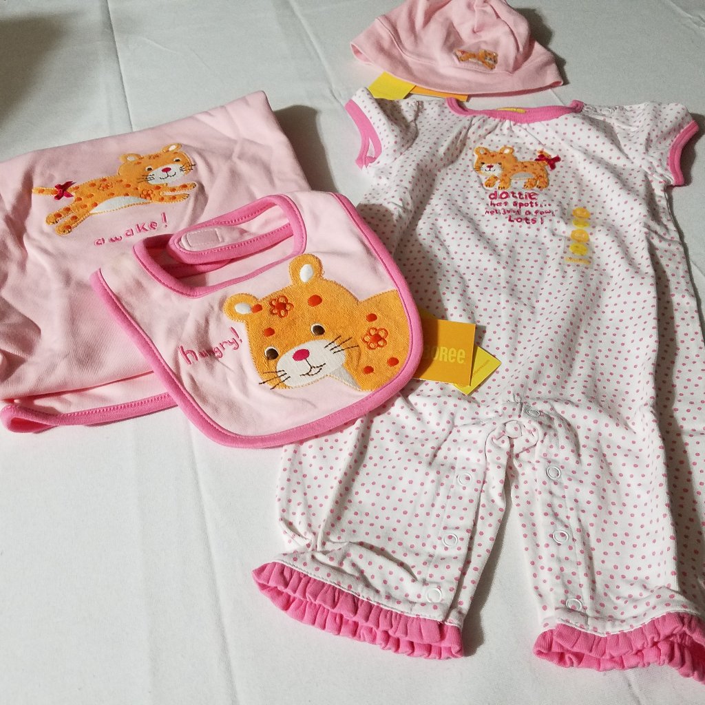 Gymboree Jungle Parade Nwt Blanket, Bib, 0-3 Month Romper & 0-6 Hat.